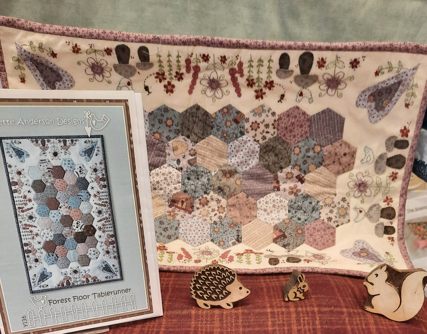 Lynette Anderson Forest Tablerunner Pattern