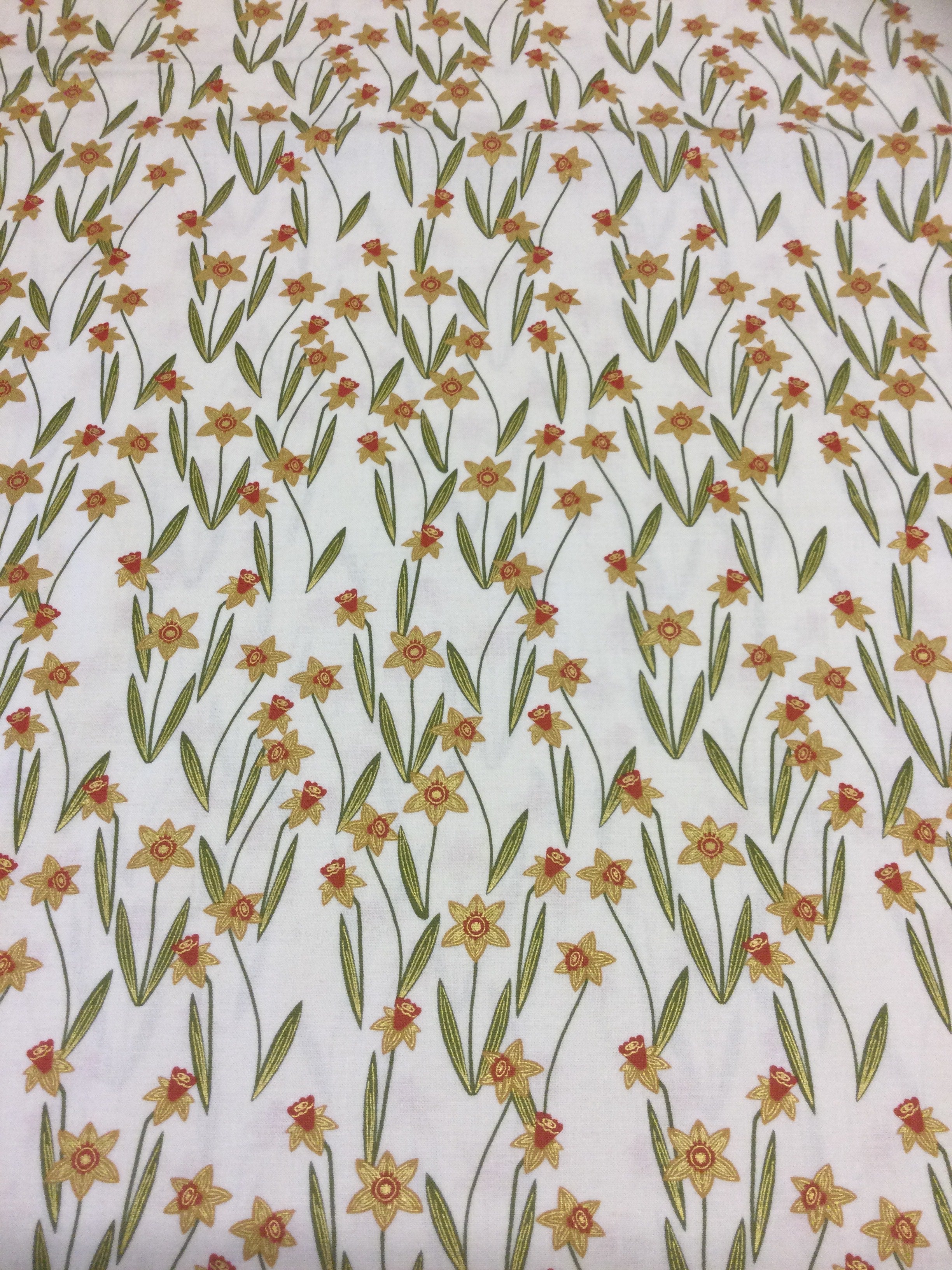 Bee Garden- Daffodils on porcelain